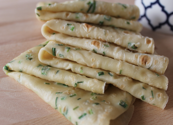 單吃也好吃，薄嫩軟 Q的蛋餅!