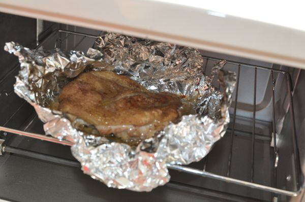 大約烤到25分鐘時，將錫箔紙打開，溫度調為250度繼續烤15分鐘即可