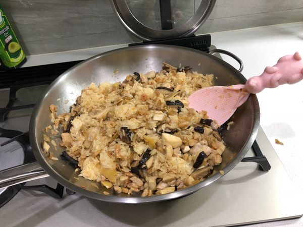 完成了！因為料都是熟的可以直接吃，也可包成粽子喔！