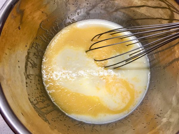 加入奶粉水拌勻