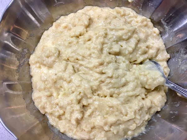 再加入粗粒OREO拌勻