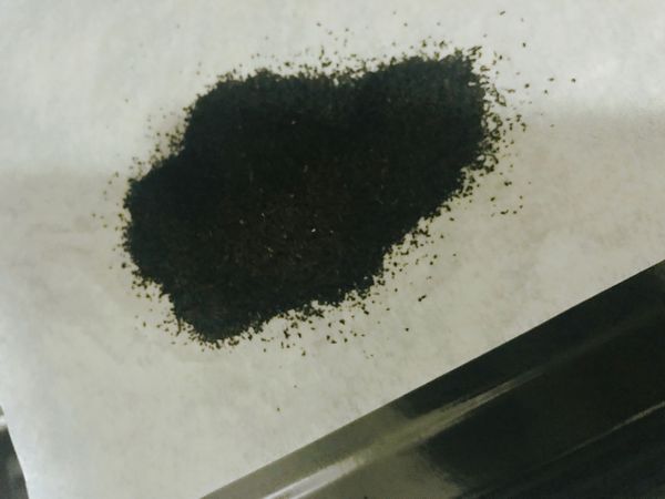 先將各種材料準備好，並完成以下動作
▶️無鹽奶油160g從冰箱冷藏取出後，放在室溫約5～10分鐘（呈現捏下去會化開的軟度）
▶️將紅茶茶包撕開，將茶葉倒出，在烤箱烘烤10分鐘（可聞到茶香），使紅茶香氣更濃