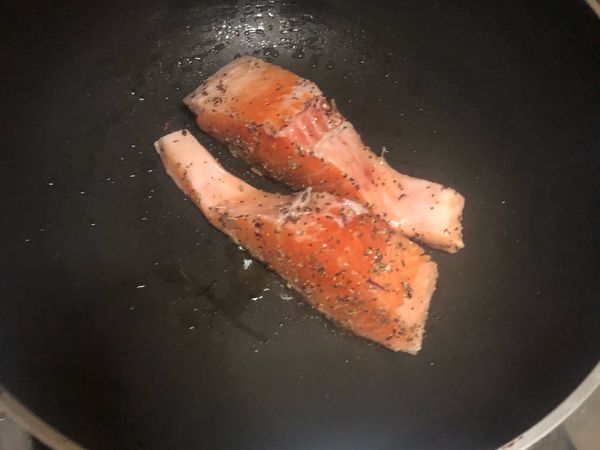 下鍋煎 煎至焦黃