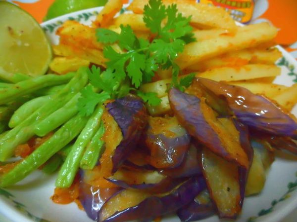 日正炸粉販售通路：家樂福、大潤發、楓康、喜互惠、PCHome、MOMO、日正官網、日正Yahoo商城、日正蝦皮