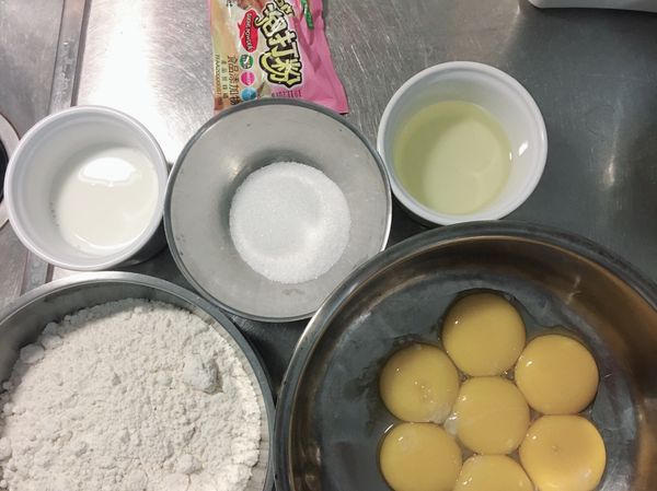 麵糊組先將材料備好唷！
