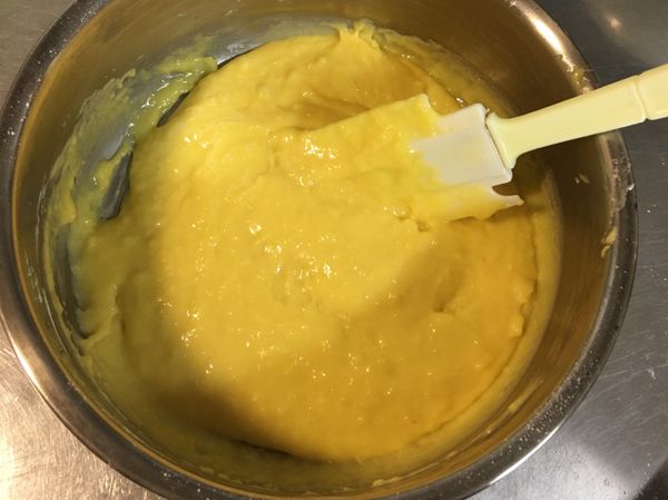 拌勻完成後先放旁備用