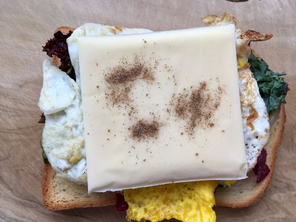 起司片撒胡椒鹽