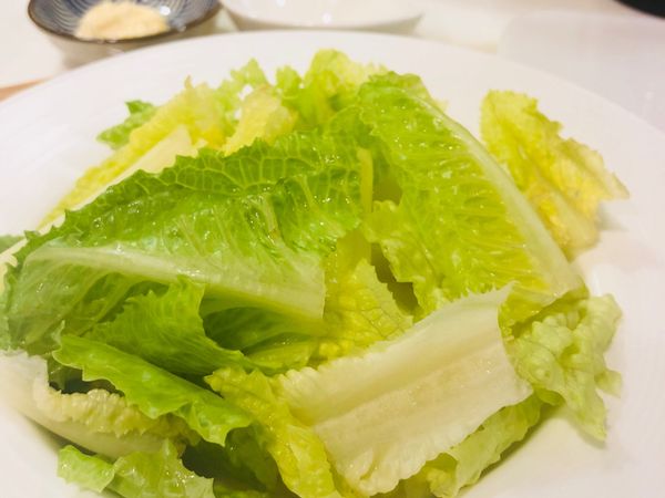 蘿美生菜洗乾淨剪小段