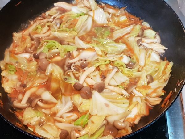 加入300-400高湯或水