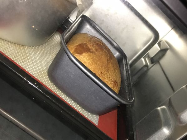 烘烤直到充分膨脹並呈現焦糖色即可