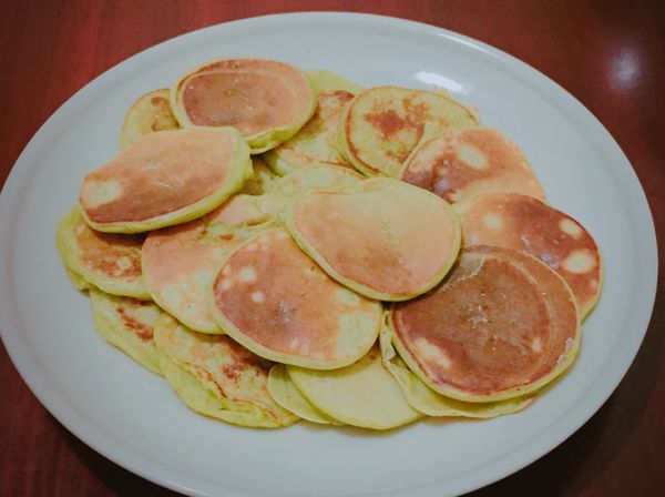 放涼即可食用，若隔餐要吃可先放冰箱冷藏保存，食用前用小烤箱烤熱，放涼就可以吃了（建議三天內食用完畢）