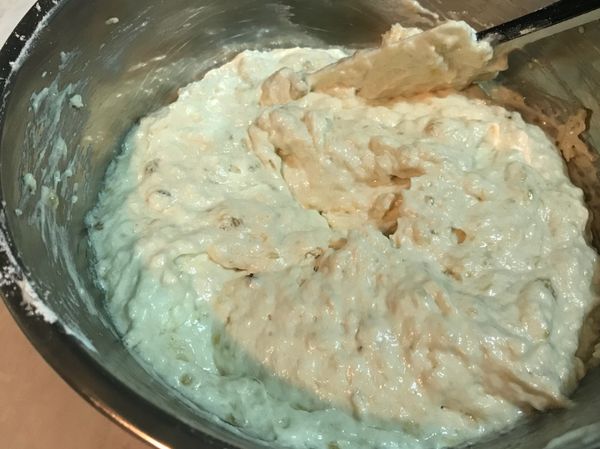 拌勻至無粉粒狀態即完成。