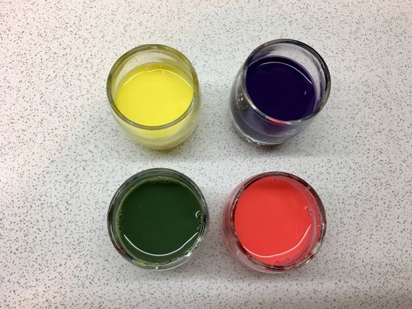 用食用色素調個人喜好顏色後