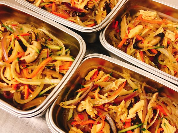 完成。
可以當主食、小菜吃。