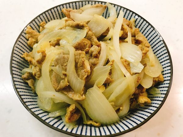 如果醃肉是為了煮湯咖哩，那醃肉時就不需要再鹽巴囉！