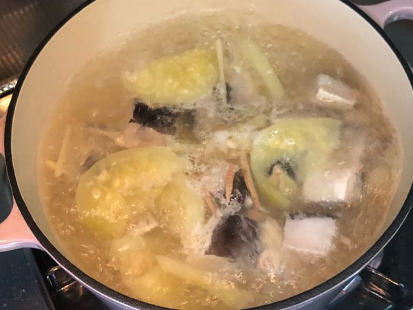 接著下切片西瓜綿