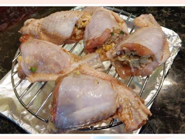 烤箱180~200℃，烤20分鐘。

拿出刷一層薄薄蜂蜜，再烤5分鐘。

蜂蜜增加口感與亮度。