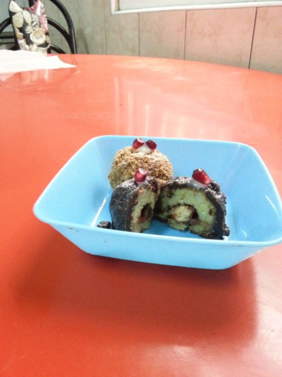 穿著羊皮的假金莎就可以吃囉!(有的我沒有淋巧克力醬也很ok)