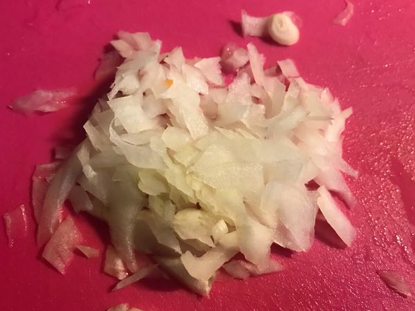 白蘿蔔細塊（小塊）