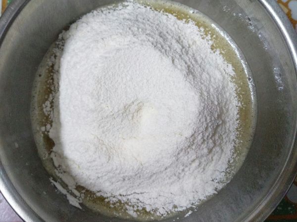 加入過篩粉類