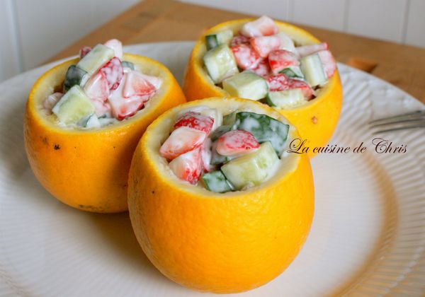 ㄧ上桌就馬上引起大家的注意呢！吃素的朋友，可以無蛋美乃滋代替。蝦餃及花枝餃可以豆腐或類似豆製品代替。
^^b