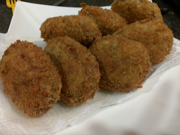 用吸油廚房紙巾吸好油就可以享用了