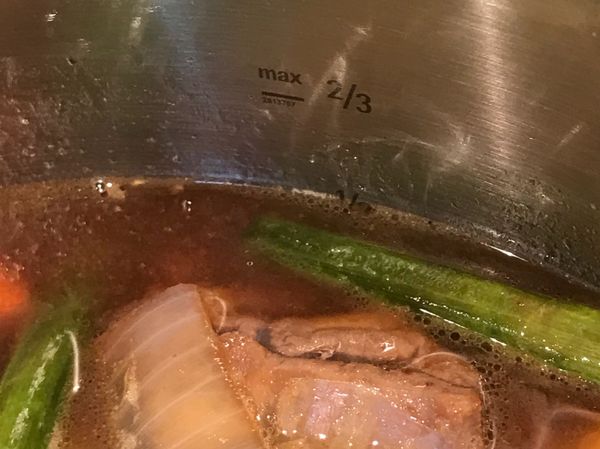 水量不要超過鍋子2/3刻度⋯