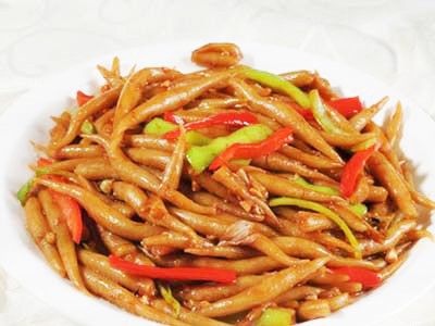 炒荞麦鱼就完成啦！