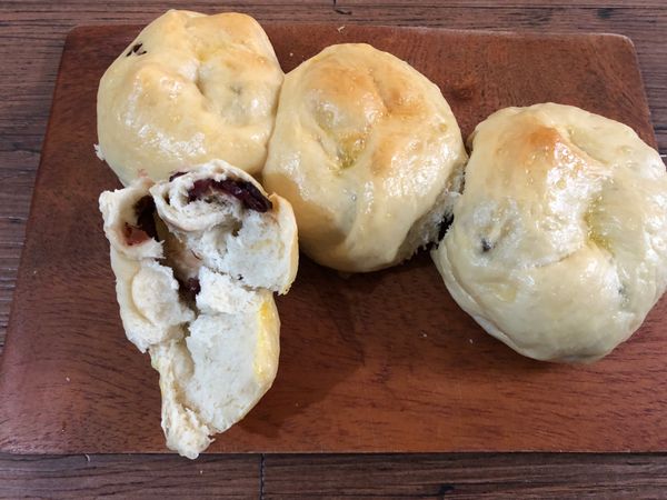 沒吃完可冰冷凍～
要吃時用電鍋或烤箱加熱一樣好吃