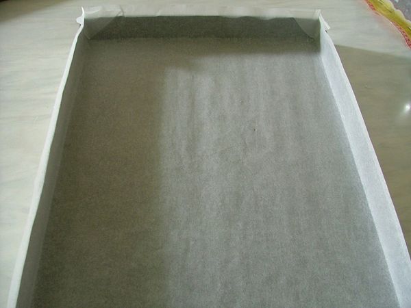 烤箱預熱160/160
烤盤鋪上烘焙紙