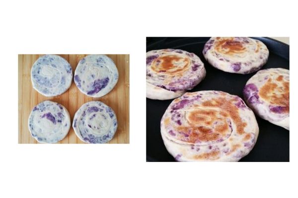 用擀面杖轻轻擀成圆饼，放入预热好的电饼铛，待一面烙成形后，翻面烙另一面，烙至两面金黄即可；