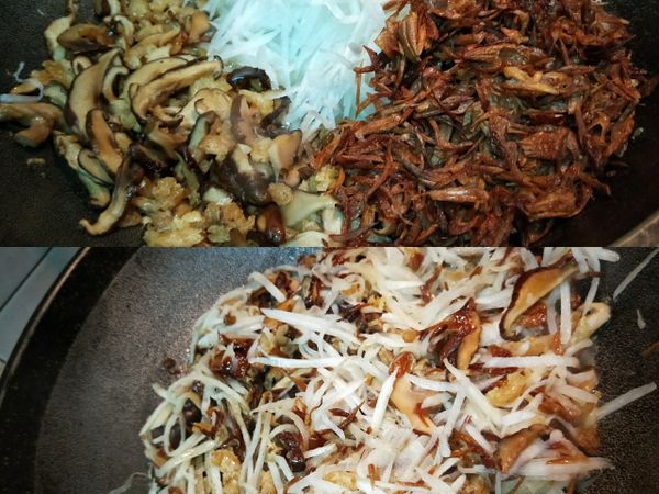 豬油爆香貢（蝦）米、香菇
加白玉蘿蔔絲、油蔥酥拌炒

再加300cc香菇水炒至白玉蘿蔔半熟