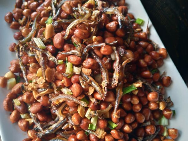 最後加入蔥末拌勻，繼續氣炸180度3分鐘即完成。


PS.剛氣炸好的口感是軟的，冷卻後就會非常酥脆