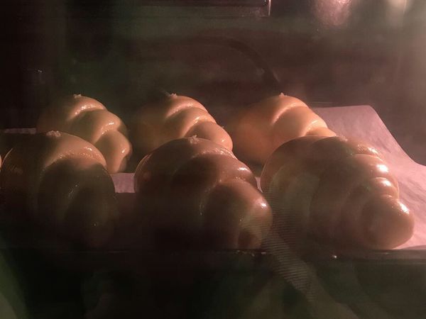 340F烤25分鐘即可出爐.