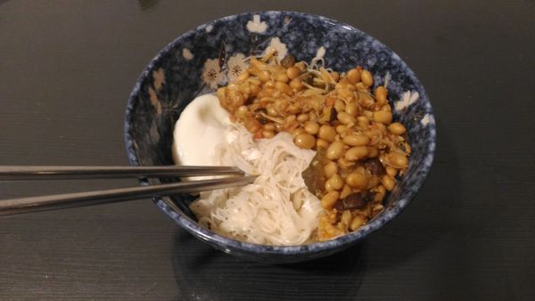 完成，煮麵或配飯皆可。