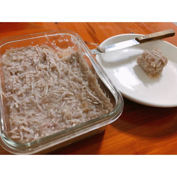 待涼後比較容易脫模
冰在冰箱也很好吃喔！