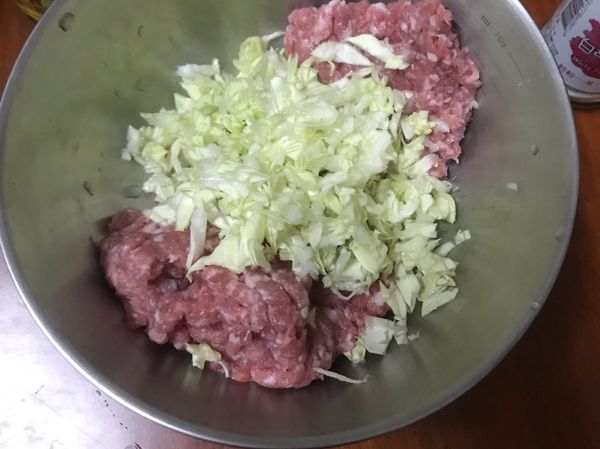 所有材料依序加入攪勻