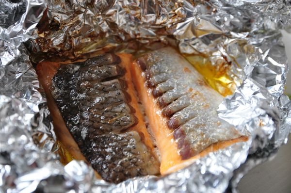 烤至15分鐘後，將上層錫箔紙打開再以200度上火烤約5~7分鐘即可