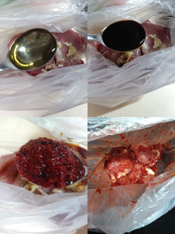 將上面豬肉片和醬料放入乾淨袋中，按摩均勻後放冷藏冰一晚會更加入味