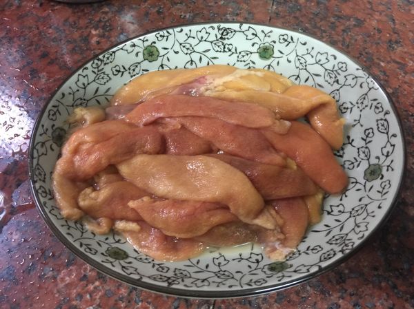 將鯖花魚卵洗淨、用廚房紙巾🧻、將水份吸乾！