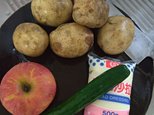 這次使用的食材量做出來的薯泥比較多，若是太多可以酌量增減