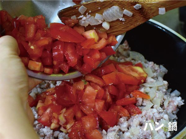 加入番茄丁(4顆量)