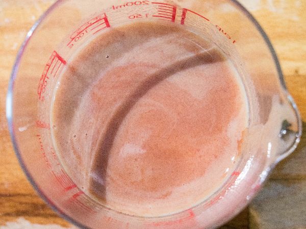 將醬汁混合備用。