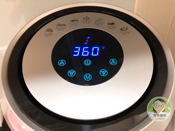 以360F預熱5分鐘，再以360F/烤10分鐘取出翻面