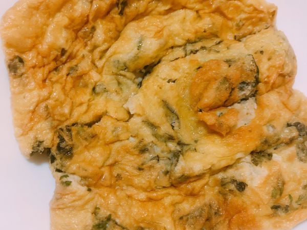 內鍋要加點油，在倒入蛋液。氣炸鍋180/4