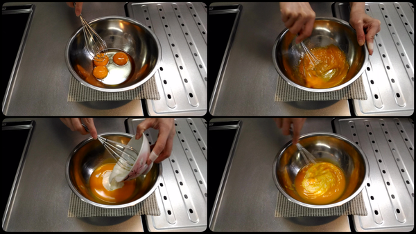 在一個大碗裡, 放入蛋黃和植物油混合均匀,然後加入原味優酪乳,繼續攪拌