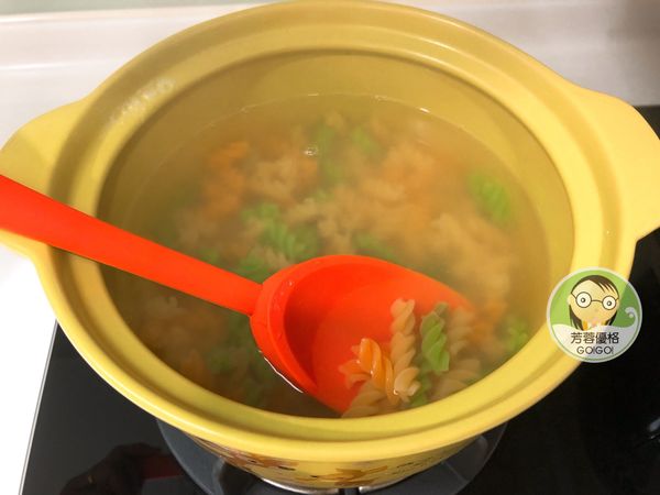 煮軟後，瀝乾水分