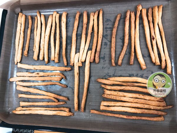 放涼後，即可放入保鮮合保存