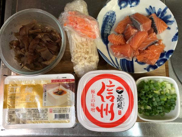 準備好以上食材