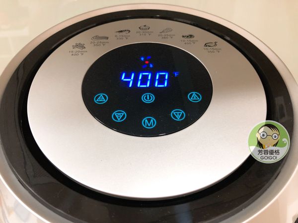 再以400F氣炸5-8分鐘黃金酥脆